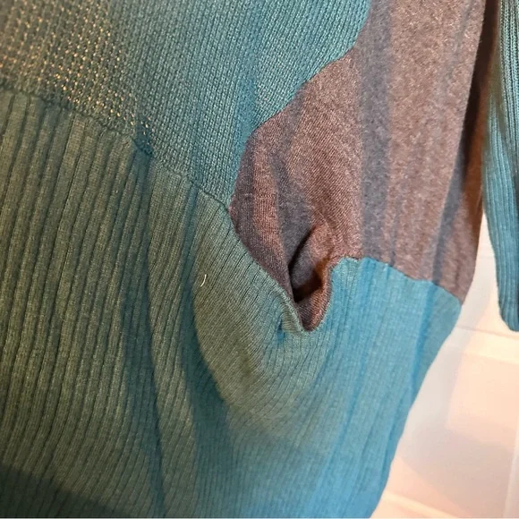 Sparrow by Anthropologie size L teal, grey and black hi low sweater - Picture 11 of 11
